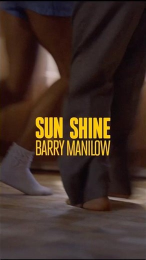 ‘Sun Shine’ by Barry Manilow is available now and everywhere! ☀️