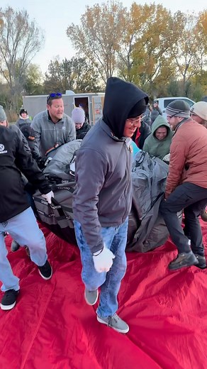 Zozobra the Balloon took to the skies again at the second annual Rio Grande Sky Fiesta at the Los Luceros Historic Site — a breathtaking celebration of northern New Mexico’s beauty and culture. As the sun rose over the golden cottonwoods and the Rio Grande, Zozobra ascended gloomfully across the Española Valley, joined by 19 other colorful balloons. The scene captured the spirit of the Northern Rio Grande National Heritage Area, where history, tradition, and natural wonder come together. Nestled