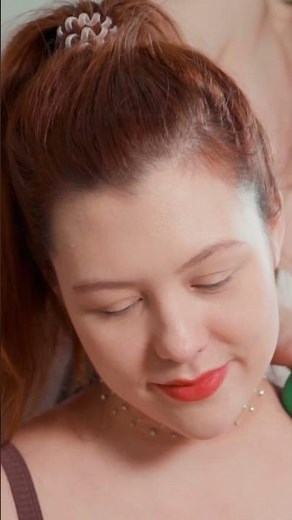 HOME STRETCHING AND MASSAGE SESSION: ALINA & FORTUNA’S BED ROUTINE