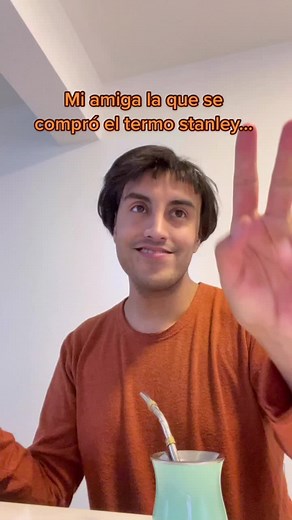 Descubre el termo Stanley: ¡La revolución en bebidas calientes!