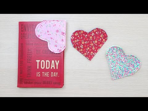 DIY Heart Shaped Bookmark To Sew. Sewing Project for Valentine's Day. #bookmark #cornerbookmarks