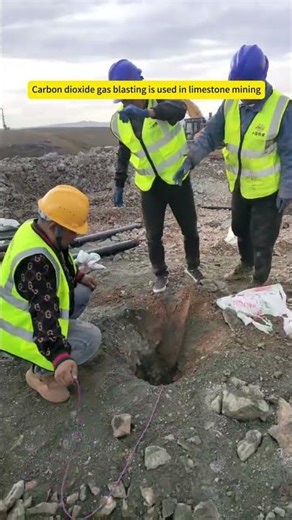 Carbon dioxide gas blasting is used in limestone mining #co2blasting #mining #co2rockblasting