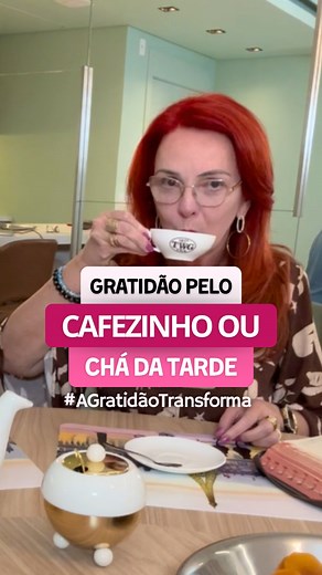 Gratidão pelo cafezinho ou chá da tarde ☕ O exercício da gratidão de hoje vai ser delicioso porque vamos fazer o exercício do café ou do chazinho da gratidão. Sempre que a tarde você puder dar uma paradinha vai ser o seu momento de agradecer. ☕ Enquanto toma o seu chazinho ou o cafezinho você pode aproveitar este momento para agradecer. Se quiser, você pode ter uma bíblia ao seu lado, ou um dos meus livros, “o milagre da gratidão” ou “o minuto da gratidão”, que tem textos curtinhos e você pode u