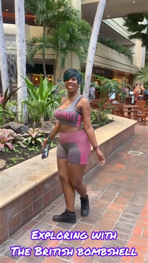 233K views · 9.1K reactions | WCW! 朗朗 #Aloha #Hawaii #Mahalo  . ....