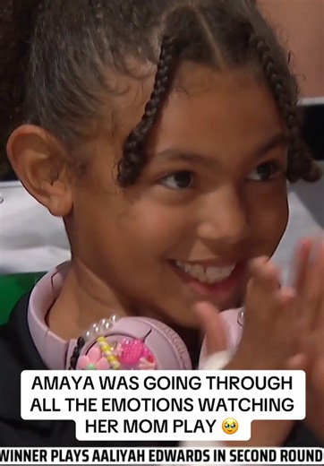 Emotional Moments of Basketball: Amaya Watching Dearica