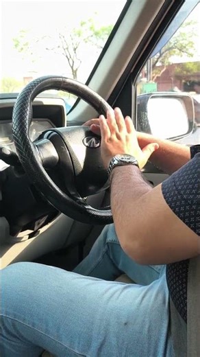 Right Way to Hold Car Steering