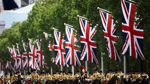 Video. Thousands gather in London to mark the 80th anniversary of VE Day