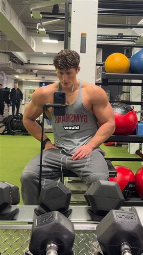 Brian Wallack on Instagram: "Easy staple on back days🤝 CODE BWALL @gymshark"