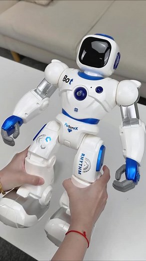 10K views | Unboxing the smartest little buddy you’ll ever meet 烙✨#ruko #toys #funny #reel #trending #gift #toysforkids #smartrobot#techtoys #robottoys #giftideas #blackfriday #coolgadget #fyp #christmasgift | Ruko Toy | Facebook