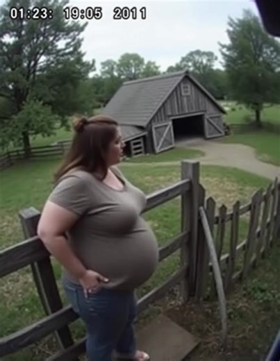 I followed my husband to our country house after his strange excuses stopped making sense — and the moment I opened the door, my worst fears didn’t even come close to the truth. He had suddenly stopped going there, always claiming work, exhaustion, or errands. Then a neighbor casually mentioned seeing him at the house when he was supposed to be on shift. When I suggested going alone, he panicked. That was the final red flag. So I followed him. When he arrived, I waited… then stepped inside, hear