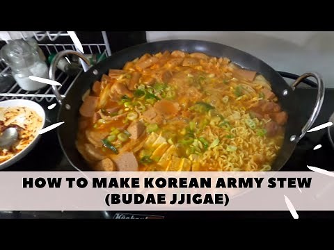 HOW TO MAKE KOREAN ARMY STEW (BUDAE JJIGAE)