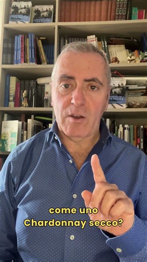 LO SPUMANTE VA SERVITO GHIACCIATO