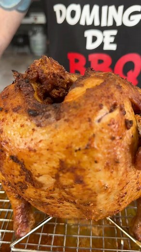 🔥Pollo Borracho🔥. ...#chicken #chickenrecipes #polloasado #dinner #dinnerideas #pollo #polloborracho #bbq #bbqlife #bbqfood #bbqfamily #bbqlover #foodie #millerlite #reels #millerlitepr #beer #beerrecipes #pr #puertorico #boricua #provecho #recetasfaciles ...______Video Completo en mi canal de YouTube _______https://youtube.com/@tatoahumao?si=KzLX4tf0mKW4-k4F | Tato ahumao