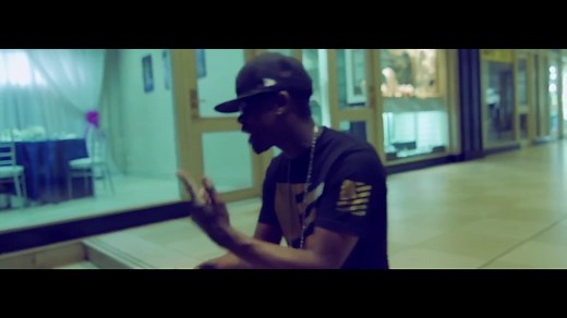 STEPPIN _ CHRIS MARTIN & BUSY SIGNAL (VIDEO)