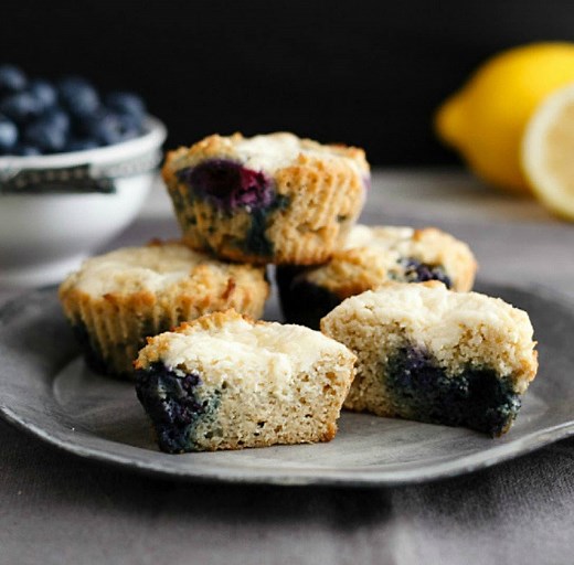 167K views · 159 reactions | Lemon Blueberry Cheese Danish Muffins Low Carb- Extremely Yummy! Low carb & gluten free lemon berry muffins with a cheese danish filling in the center. FULL RECIPE>>https://beautyandthefoodie.com/lemon-blueberry-cheese-danish-muffins/ | beautyandthefoodie.com | Facebook