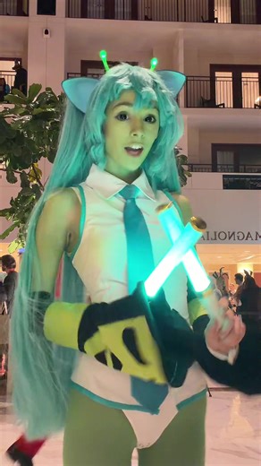 Alien Miku Cosplay at Katsucon 2023