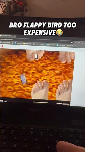 We got flappy bird at home ah game ￼#lmao