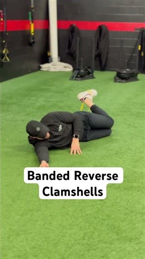 Banded Reverse Clamshells: Build Hip Rotational Strength, Glute Control & Stability! #TrAkAthletics