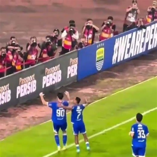 Awas ombak #persib #persibbandung #BOBOTOH