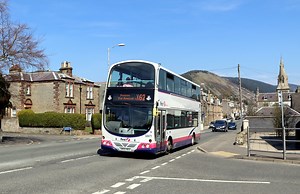 32671 SN55HEU First Midland Bluebird
