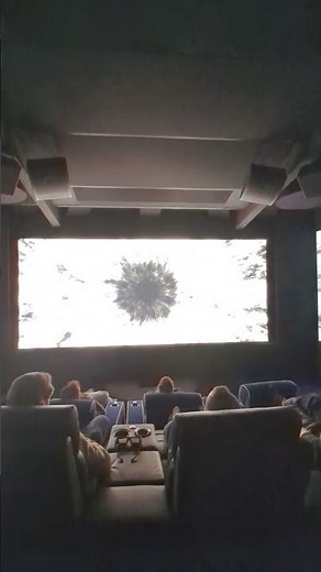 THX Deep Note played inside the Movie Core in Germany
