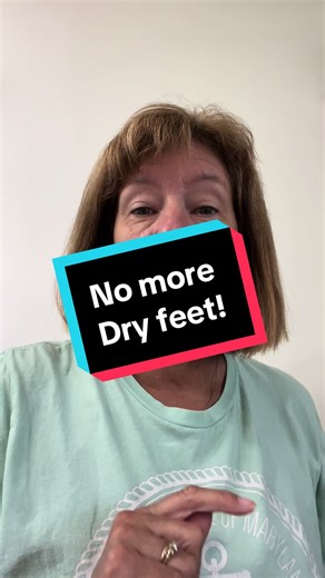 Do you havd dry crusty feet? This Electric Foot Callus Remover is awsome! This sander removes dry skin and smoothes calluses. You get two 2 different grits of sandpaper. Use the more coarse one to get rid of most of the roughness. Then make thrm even smoother with the finer sandpaper. The sander has adjustable speeds and can reverse directions. No more snagging the sheets when you get in bed!! @laslsd @Katie #footsander #callusremoval #callusremover #dryfeet #homepedicure #diypedicure #footcallu