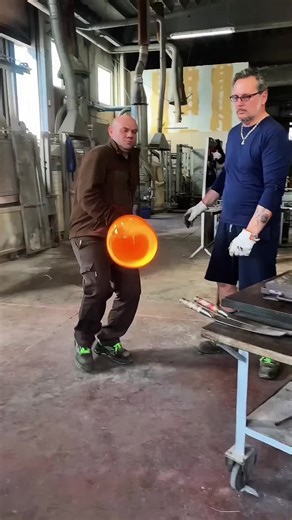 Incredible Glass Blowing: Molten Glass to Stunning Art