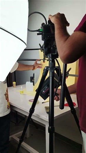 Product shoot BTS | Creative shots | Behind the scenes #productshoot #ViralShorts #ProductShootBTS
