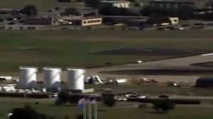 Amazing video shows plane landing at Oklahoma City airport