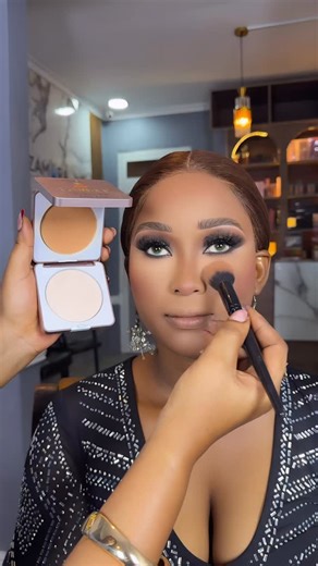 3 comments | Hapa imetumika translucent na Tan kwa ajili ya setting chini ya macho . Powder yetu ni very soft, full coverage, haina vipelevipele . Order Tunapatikana Sinza Kumekucha +255-752144458 Mwenge +255-744535354 Mwenge Kariakoo +255-759933939 Kariakoo Mwanza +255 783 445 503 Mwanza | Jifunze Urembo na Vipodozi | Facebook