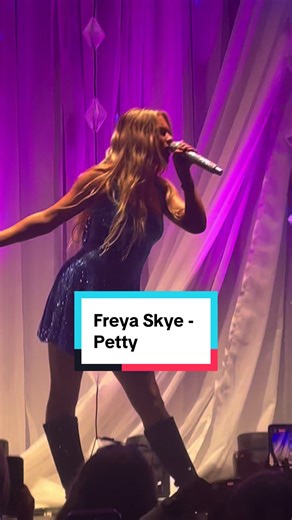 Freya Skye's Last Show in Manchester: Stars Align Tour