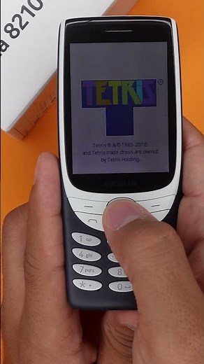 NEW Nokia 8210 4G Phone Quick Review