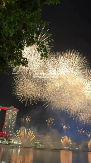VisitSingapore on Instagram: "Cheers to new beginnings! 🥂 Celebrate 2026 with fireworks, light projections, and Marina Bay’s city skyline in all its glory ✨ Here’s a peek from last year’s countdown to get you hyped! 🎆 📍Marina Bay Looking for more things to do this year-end? Check out these city-wide countdown events happening until 1 January 2026: ✨ Christmas Wonderland @ Gardens by the Bay: catch the 12th Annual Christmas Fair @christmaswonderlandsg @gardensbythebay ✨ Marina Bay Singapore Co