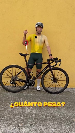 ¿Cuánto pesa la Giant TCR? 🤔 👉 En orden de marcha el modelo de serie ya tiene un peso