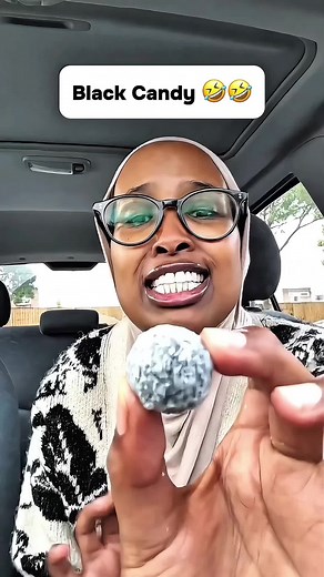 Black Candy Prank 😂 #scareprank #scared #scarecam #scare #foryou #funny #funyprank #viral #viraltiktok #fpyシ #fpy #haha