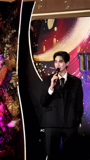 🍅 : เล่นสตาร์ลิมปิกมา3 ปี เป็นครั้งแรกที่บุ๊คชู๊ตลง 🧏‍♀️ : พอชุ๊ตลงปุ๊บกำลังใจข้างสนามมาเลย 🍅 : อุ่นดีครับ 🧏‍♀️ : ขิงนะคะ 🍅 : อร้ายยยย @fforcejs @kasibook_ INFINITY X BOOK TOMAFOX #infinitymedicalclinicxbookkasidet #kasibook #fforce_