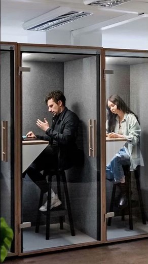 Best Office Furniture for Hybrid Workspaces 2025