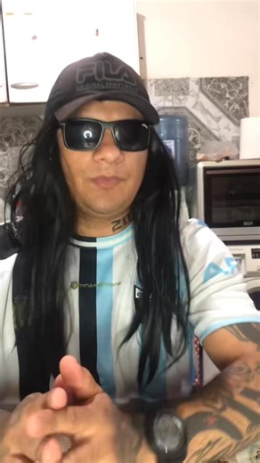 Jose Ernst on Instagram: "Nada que ver el sueño #memecomedia #comedia #humor @destacar"