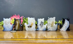 Black Agate Cat Crystal Carvings | Natural Crystal Cats | Crystal Kitties | Black Agate - Etsy