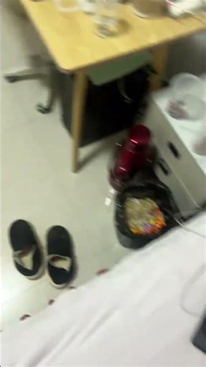 Two Kinds of Sleepers: How to Share a Bed Without Conflict