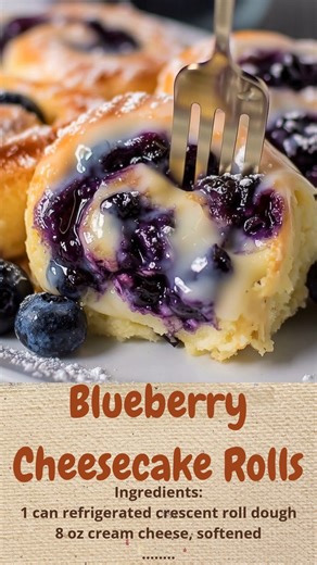 Blueberry Cheesecake Rolls | Cakecrafted Recipes