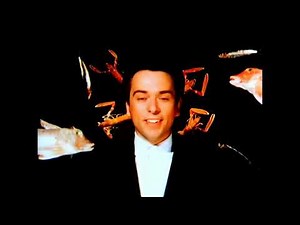 Peter Gabriel - Sledgehammer (Official 4K Video)