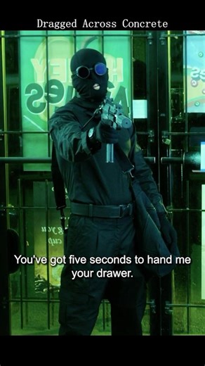 🚔💸 When suspended cops decide to rob a bank and everything goes HORRIBLY wrong 😰🔫#shorts #movie