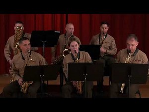 Orkestranın Saksafon Bölümü - Giriş (Müzik)