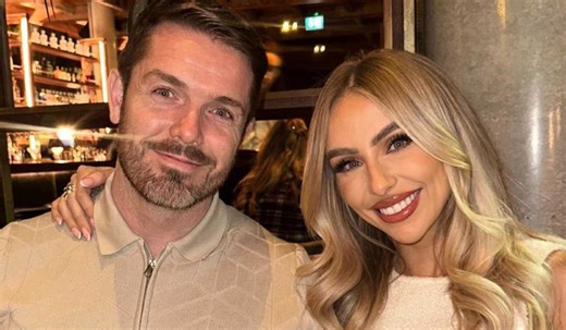 Rosie Connolly puts up Christmas tree days after Halloween