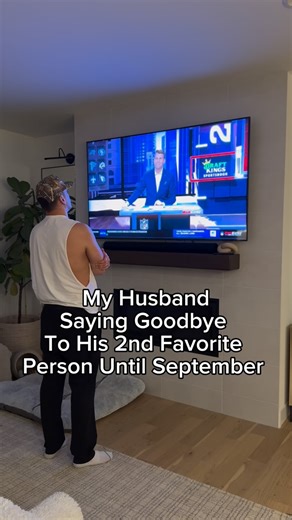 Ku’ulei & Julia on Instagram: "Saying that one final goodbye to @scotthanson1 & Red Zone is so bitter sweet 😅😆 So long for now, Octobox🫡 #RedZone #momlife #footballfamily #fantasyfootballwife #humor #familyhumor #explorerpage #fyp"