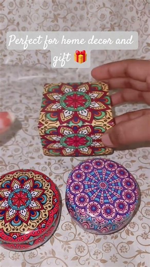 Handmade designer candles 🕯️Beautiful hand-painted containers ✨Perfect for home decor & gifting