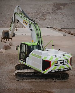 155K views · 9.4K reactions | "We started to realise fuel cells weren't too good for response, were too complicated and too expensive for the market that they serve. We knew we could do better," Tim Burnhope, Chief Innovation and Growth Officer at #JCB, on how JCB went from a hydrogen fuel cell to a #hydrogen combustion engine. Discover more: bit.ly/3WLafKg. | JCB | Facebook