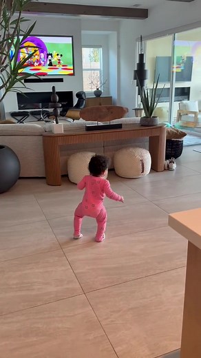 & just like that…we have a walker ✨🥹🙏🏼❤️ #fyp #babiesoftiktok