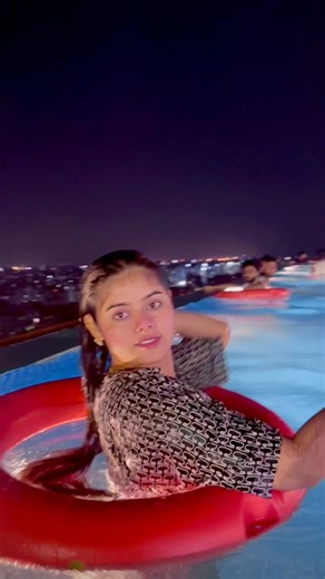 A real live mermaid. 🧜🏻‍♀️🌊🏖️🏊‍♀️ #mohu MoHu's Zone | Mallika Akter Mahua